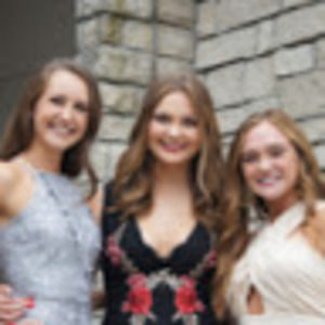 Meet your Posher, Sarina